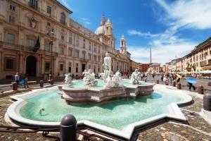 Bir Günde Roma - Navona Meydanı ve 4 Mevsim Çeşmesi